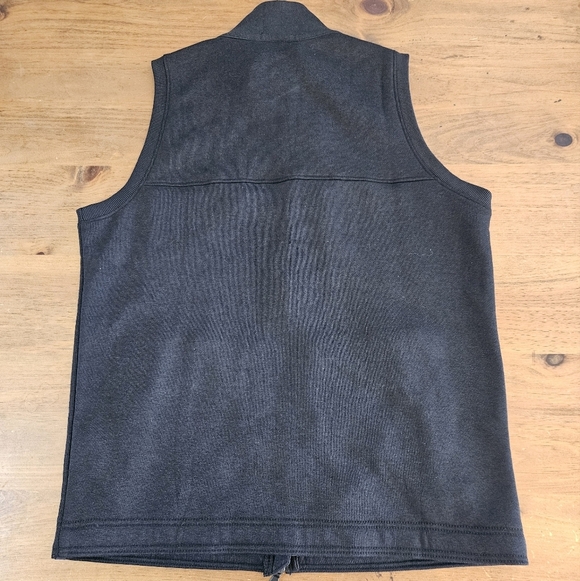 Tasc Performance Legendary Fleece Vest Black Size Medium Hiking Outdoor Active - Picture 6 of 12